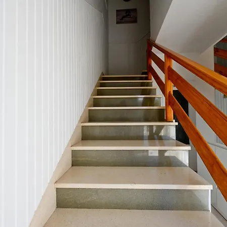 Appartement Brane With Shared Swimming Pool