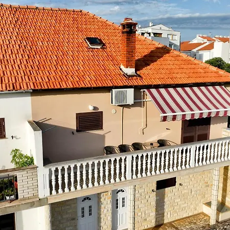 Appartement Brane With Shared Swimming Pool Zadar