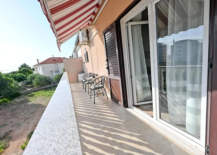 Appartement Brane With Swimming Pool Zadar