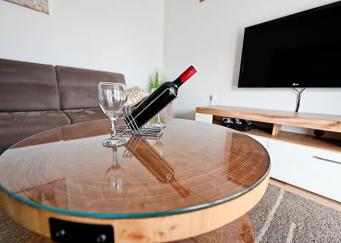 Brane With Swimming Pool Appartement
