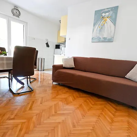 Apartment Brane With Swimming Pool Zadar