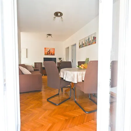Apartment Brane With Swimming Pool *