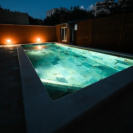 Apartmán Brane With Shared Swimming Pool *