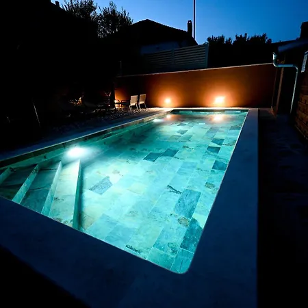 Brane With Shared Swimming Pool * Zadar