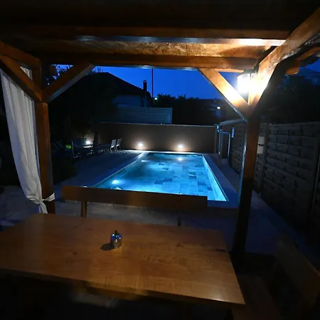 Apartment Brane With Swimming Pool Zadar