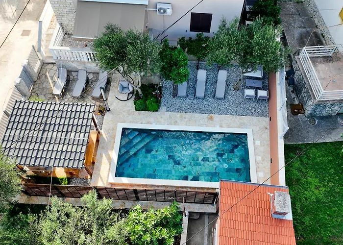 Brane With Swimming Pool アパート ザダル