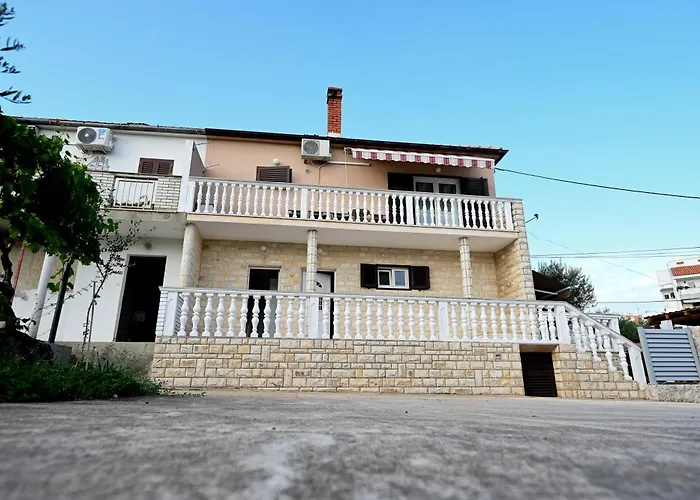 Brane With Swimming Pool